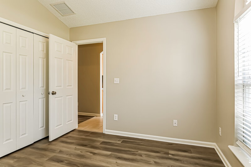 1,800/Mo, 1239 Summer Springs Drive Middleburg, FL 32068 Bedroom View 3