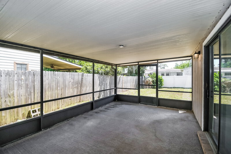 2,335/Mo, 7152 Holiday Hill Ct Jacksonville, FL 32216 Sun Room View