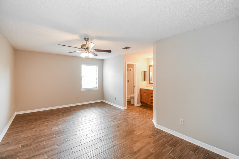 1,730/Mo, 9597 Villiers Dr N Jacksonville, FL 32221 Main Bedroom View