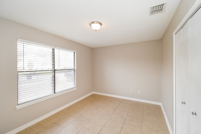 1,730/Mo, 9597 Villiers Dr N Jacksonville, FL 32221 Bedroom View 2