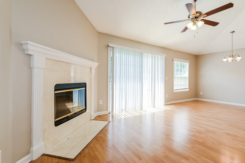 1,855/Mo, 7591 Cinnamon Tea Ct Jacksonville, FL 32244 Living Room View