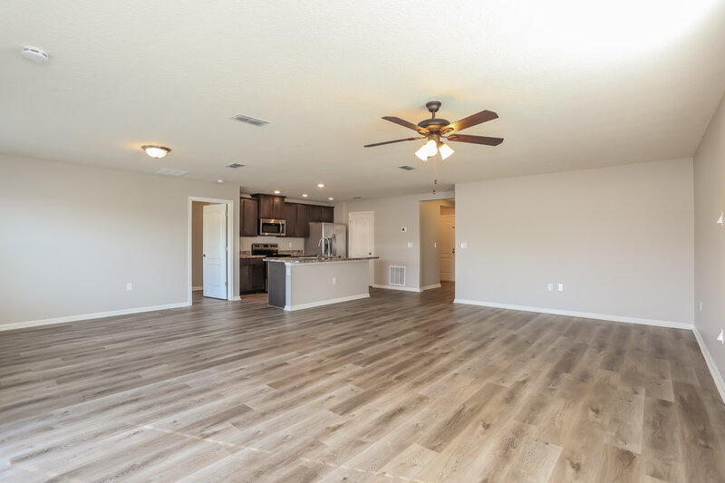 1,750/Mo, 6931 Sandle Dr Jacksonville, FL 32219 Living Room View 2