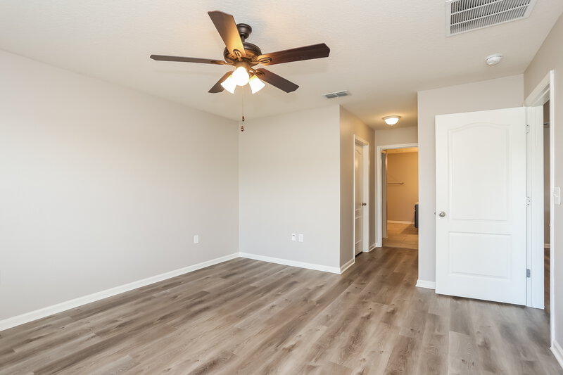 1,750/Mo, 6931 Sandle Dr Jacksonville, FL 32219 Main Bedroom View 2