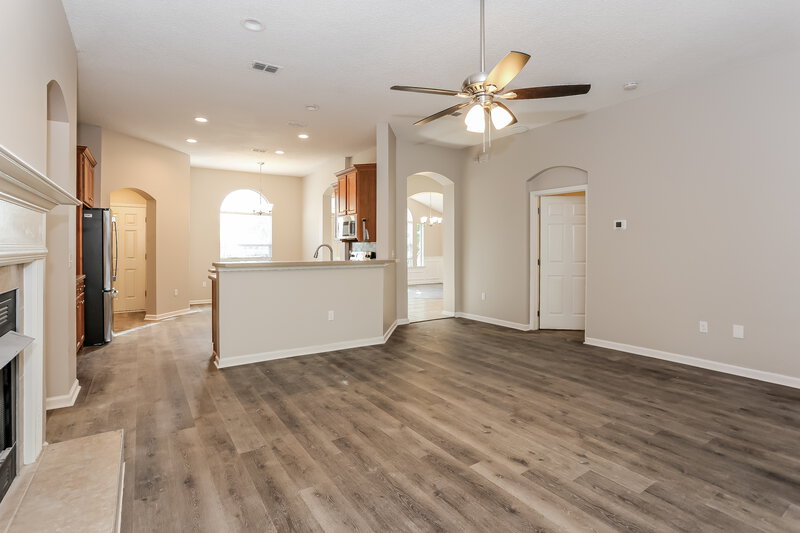 3,150/Mo, 3146 Wandering Oaks Dr Orange Park, FL 32065 Living Room View 2