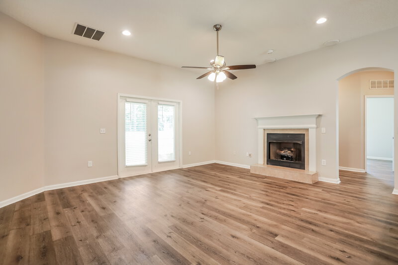 2,345/Mo, 3146 Wandering Oaks Dr Orange Park, FL 32065 Living Room View 2