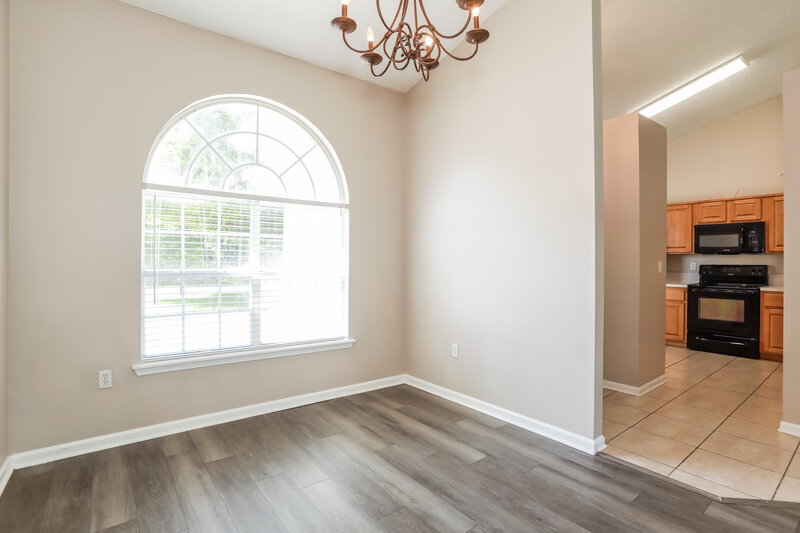 1,695/Mo, 3621 Arava Dr Green Cove Springs, FL 32043 Dining Room View