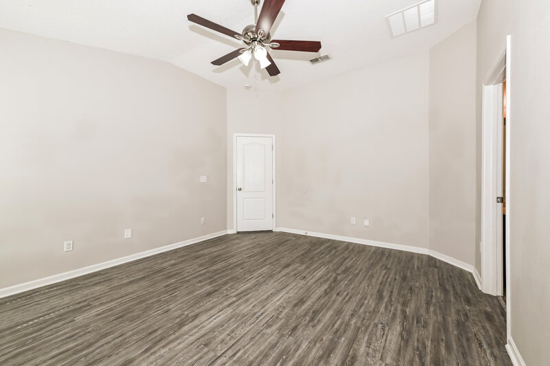 2,150/Mo, 4196 Great Falls Loop Middleburg, FL 32068 Main Bedroom View 2