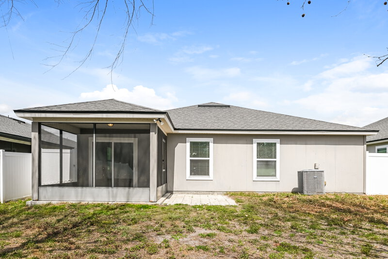 2,150/Mo, 4196 Great Falls Loop Middleburg, FL 32068 Rear View