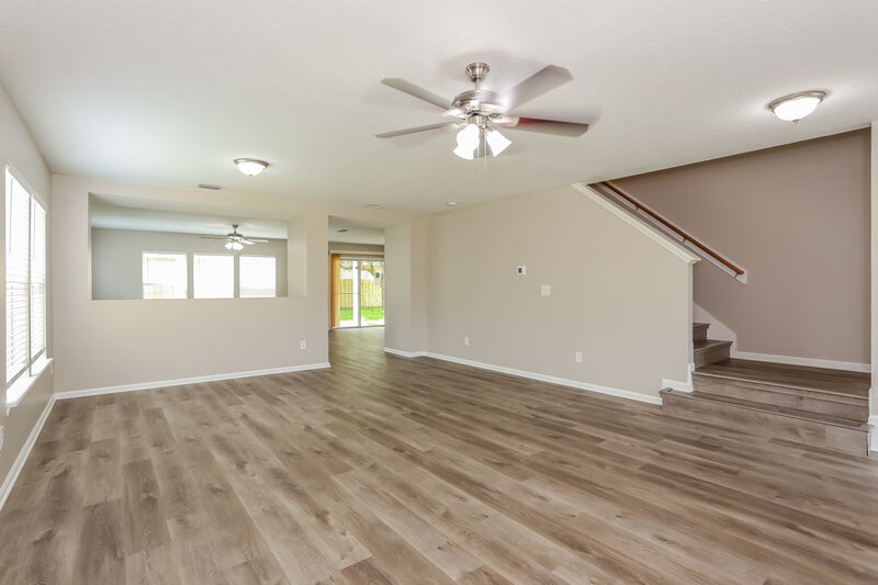 2,615/Mo, 12290 Lawson Creek Dr Jacksonville, FL 32218 Living Room View 2
