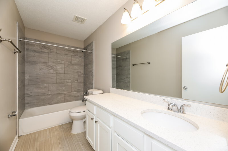 2,665/Mo, 12290 Lawson Creek Dr Jacksonville, FL 32218 Bathroom View