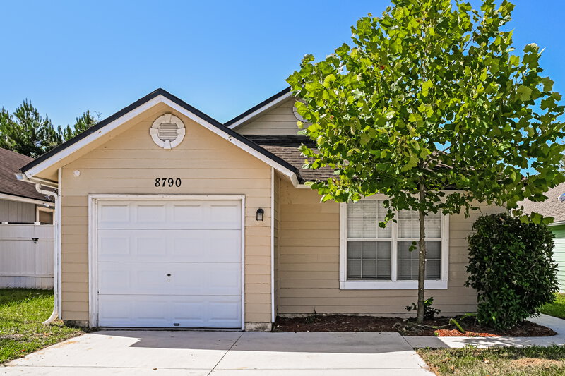 1,875/Mo, 8790 Townsquare Dr S Jacksonville, FL 32216 External View