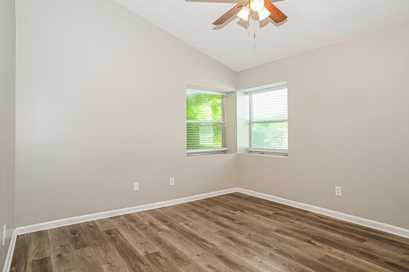 1,875/Mo, 8790 Townsquare Dr S Jacksonville, FL 32216 Main Bedroom View