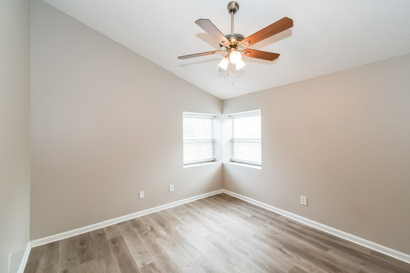 2,480/Mo, 8790 Townsquare Dr S Jacksonville, FL 32216 Main Bedroom View