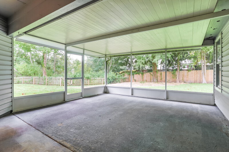 2,080/Mo, 5966 Lazy Meadow Ct Fleming Island, FL 32003 Sun Room View