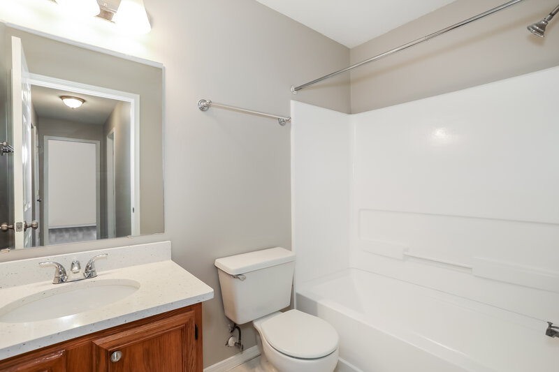 2,080/Mo, 5966 Lazy Meadow Ct Fleming Island, FL 32003 Bathroom View