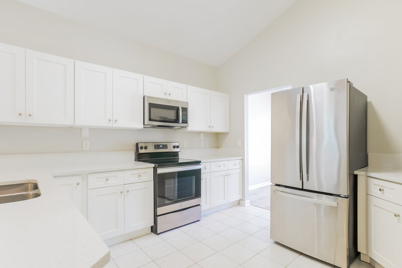 2,180/Mo, 3004 Santee Pl Saint Johns, FL 32259 Kitchen View 2