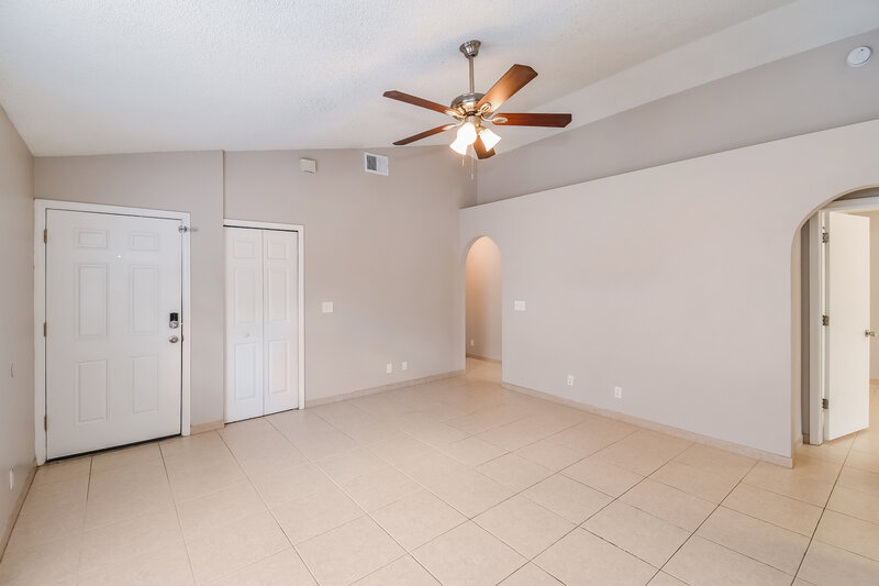 2,520/Mo, 11494 Kimberly Forest Dr Jacksonville, FL 32246 Living Room View