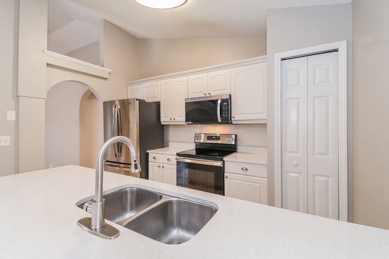 2,520/Mo, 11494 Kimberly Forest Dr Jacksonville, FL 32246 Kitchen View