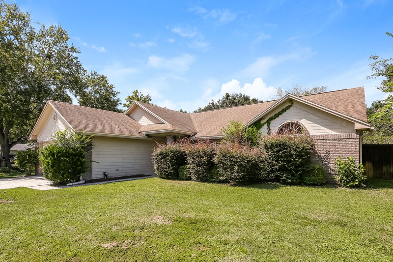 1,790/Mo, 8618 Wyndhurst Dr Jacksonville, FL 32244 Front View