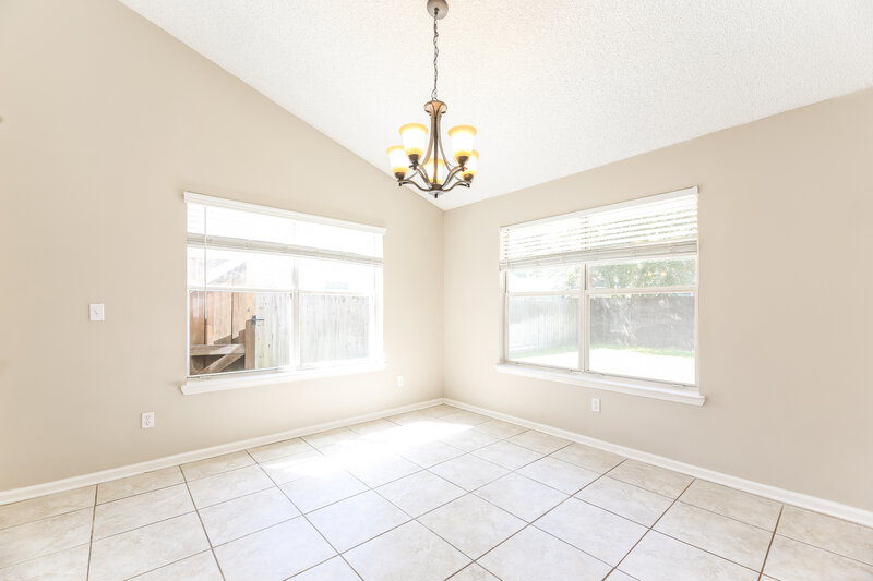 1,790/Mo, 8618 Wyndhurst Dr Jacksonville, FL 32244 Dining Room View
