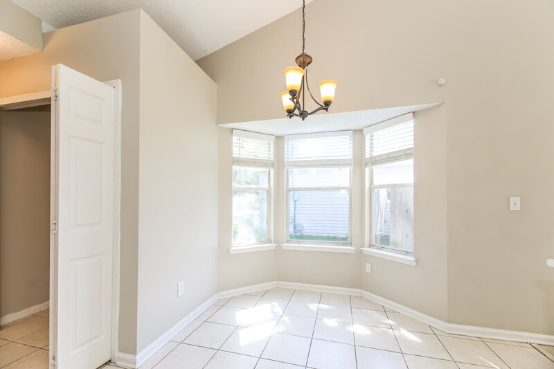 1,790/Mo, 8618 Wyndhurst Dr Jacksonville, FL 32244 Breakfast Nook View
