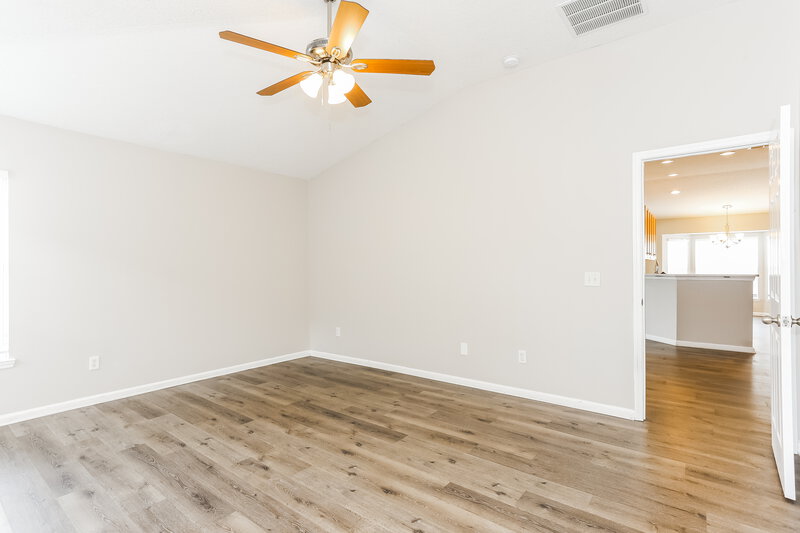 1,940/Mo, 6477 Winding Greens Dr Jacksonville, FL 32244 Main Bedroom View