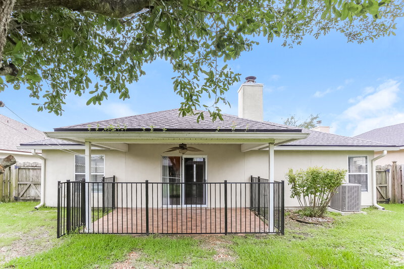 1,940/Mo, 6477 Winding Greens Dr Jacksonville, FL 32244 Rear View
