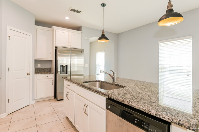 3,140/Mo, 99 Cottage Green Pl Saint Augustine, FL 32092 Kitchen View 3