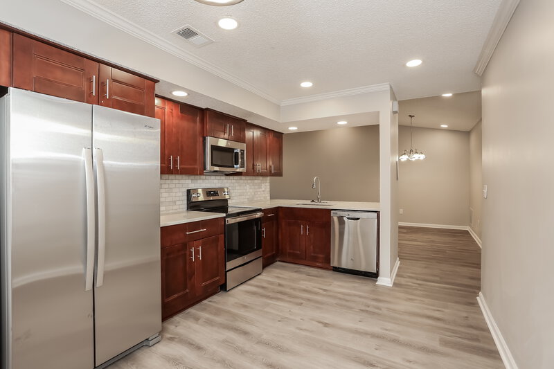 3,080/Mo, 7862 Aquarius Cir S Jacksonville, FL 32216 Kitchen View 2