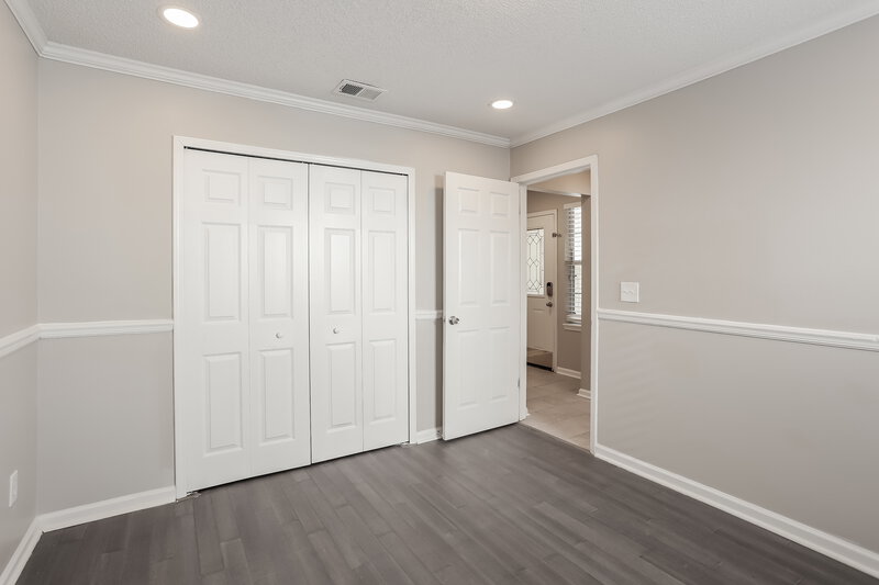 3,080/Mo, 7862 Aquarius Cir S Jacksonville, FL 32216 Main Bathroom View 2