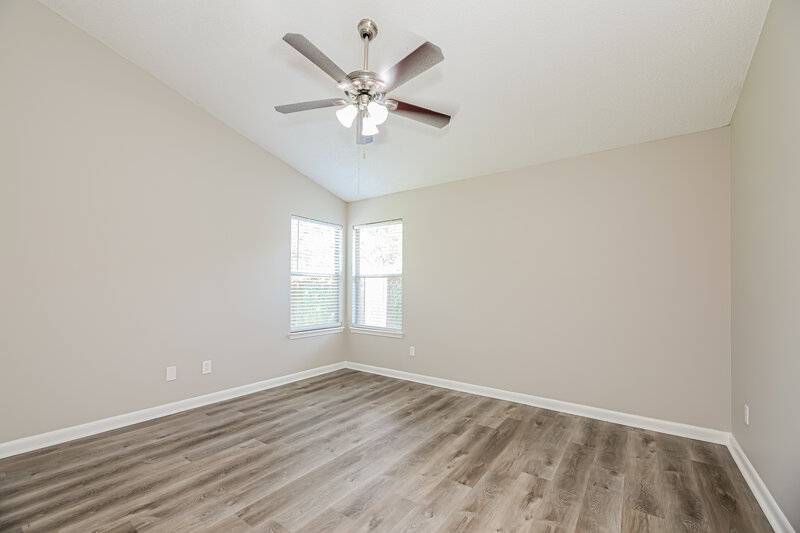 1,540/Mo, 2658 Malibu Cir Orange Park, FL 32065 Main Bedroom View