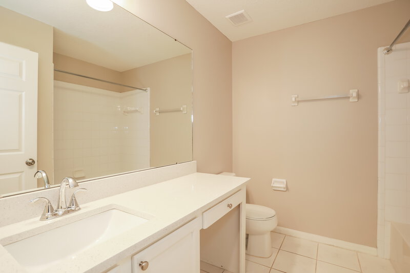 2,240/Mo, 1509 Maple Leaf Ln Fleming Island, FL 32003 Bathroom View