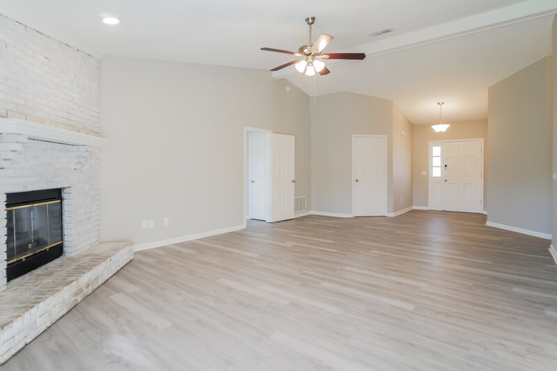 2,465/Mo, 5427 Basque Ct Jacksonville, FL 32257 Living Room View