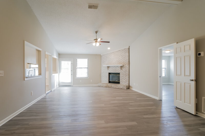2,465/Mo, 5427 Basque Ct Jacksonville, FL 32257 Living Room View 2