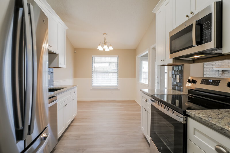 2,465/Mo, 5427 Basque Ct Jacksonville, FL 32257 Kitchen View 3