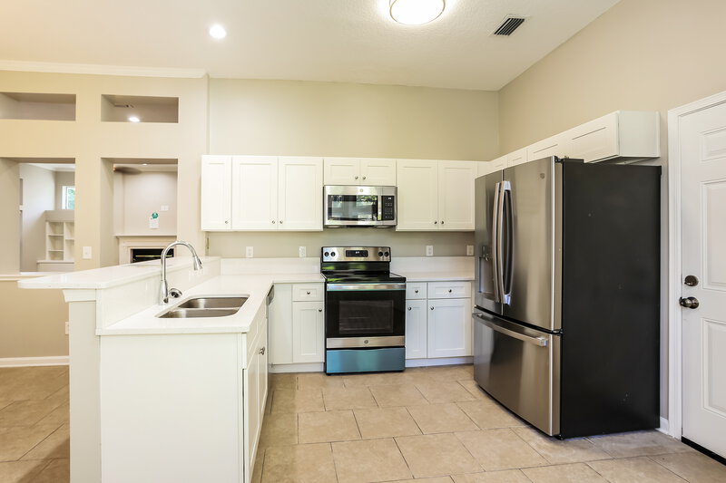 2,255/Mo, 12224 Springmoor Two Ct Jacksonville, FL 32225 Kitchen View
