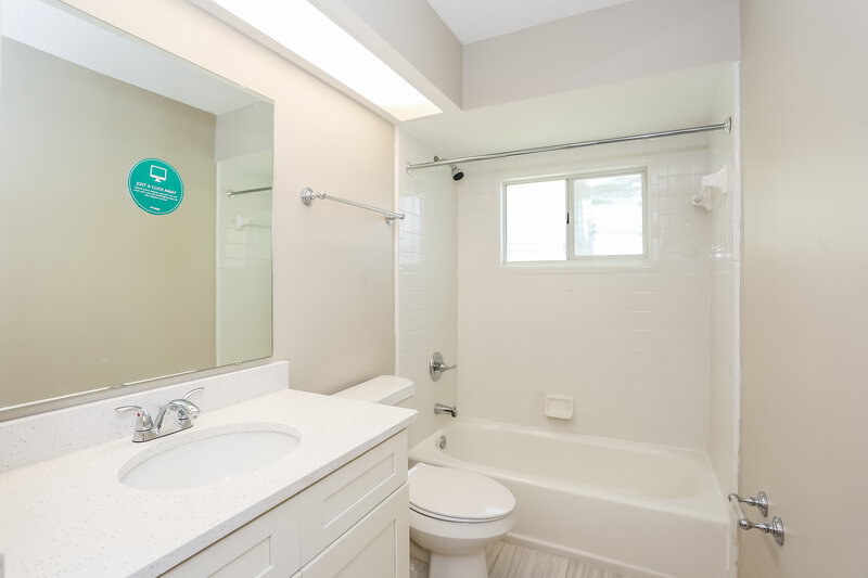 2,255/Mo, 12224 Springmoor Two Ct Jacksonville, FL 32225 Bathroom View