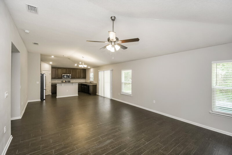 1,900/Mo, 7233 Steventon Way Jacksonville, FL 32244 Living Room View