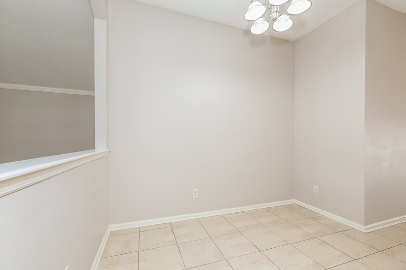 2,265/Mo, 1302 Ardmore St St Augustine, FL 32092 Dining Room View
