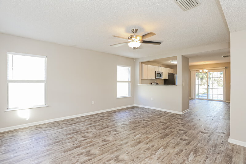 1,990/Mo, 859 Collinswood Dr Jacksonville, FL 32225 Living Room View 2