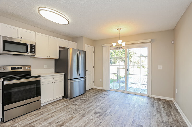 1,990/Mo, 859 Collinswood Dr Jacksonville, FL 32225 Kitchen View