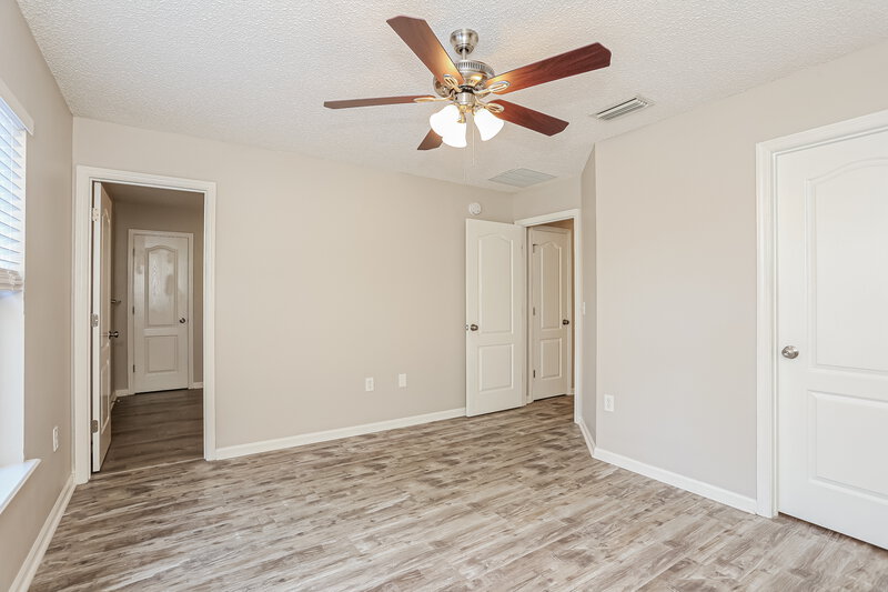 1,990/Mo, 859 Collinswood Dr Jacksonville, FL 32225 Main Bedroom View