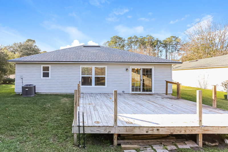 1,990/Mo, 859 Collinswood Dr Jacksonville, FL 32225 Rear View