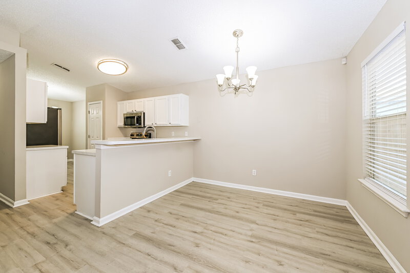 1,715/Mo, 711 Calico Jack Way Green Cove Springs, FL 32043 Dining Room View