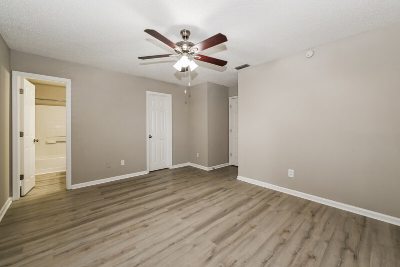 1,715/Mo, 711 Calico Jack Way Green Cove Springs, FL 32043 Main Bedroom View 2