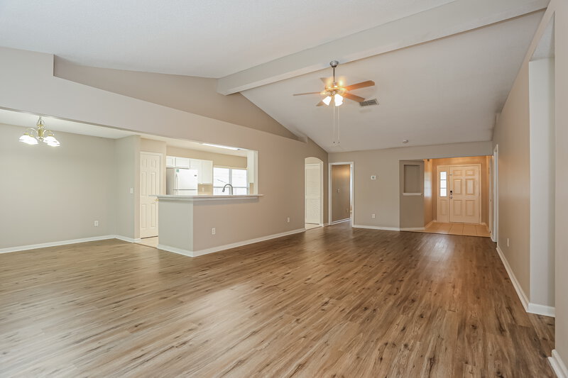 1,855/Mo, 10946 Lauren Oak Ln S Jacksonville, FL 32221 Living Room View