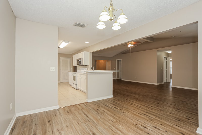 1,855/Mo, 10946 Lauren Oak Ln S Jacksonville, FL 32221 Dining Room View 2