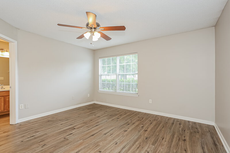 1,855/Mo, 10946 Lauren Oak Ln S Jacksonville, FL 32221 Main Bedroom View