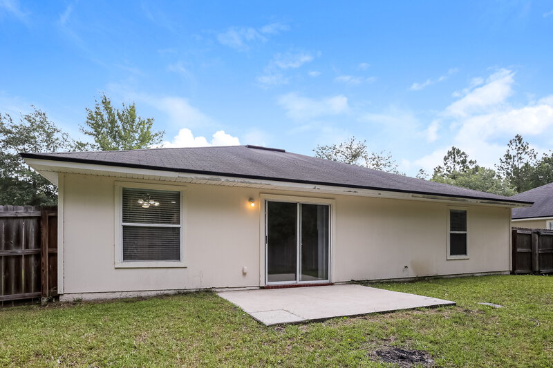 1,855/Mo, 10946 Lauren Oak Ln S Jacksonville, FL 32221 Rear View