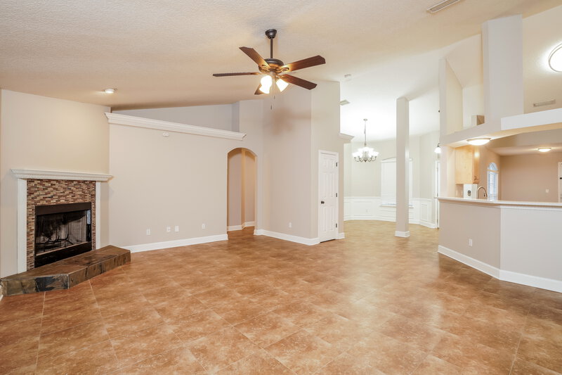 2,055/Mo, 2916 Majestic Oaks Ln Green Cove Springs, FL 32043 Main Bedroom View